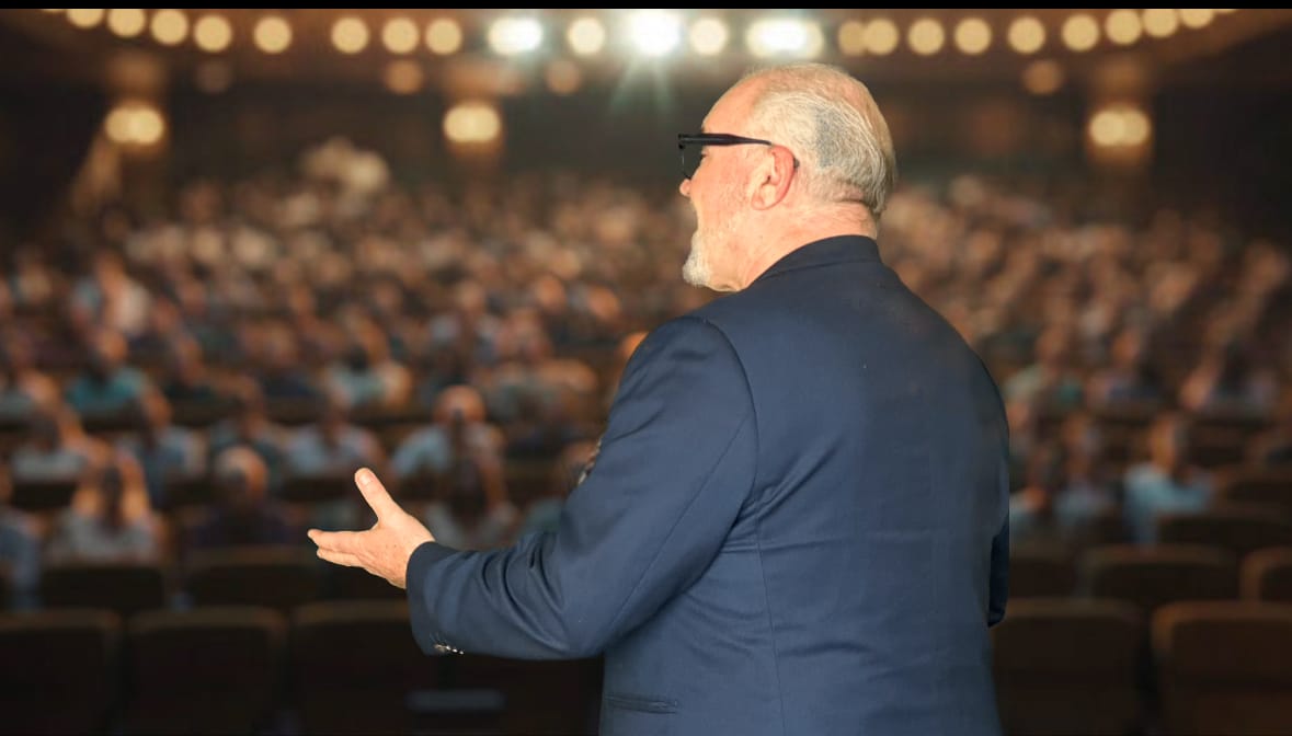 Best Speakers for Corporate Events | Motivational Speaker Sydney